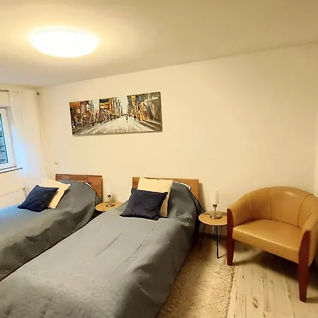 De Luxe 73 Qm Mit 3 Und Terrasse *